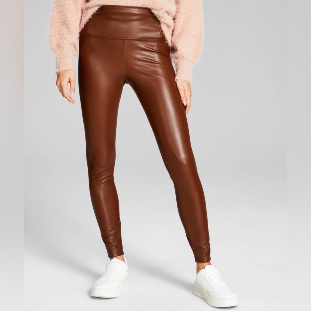 NWT - 7 for all Mankind Brown faux leather leggings. High Rise. Size: Large